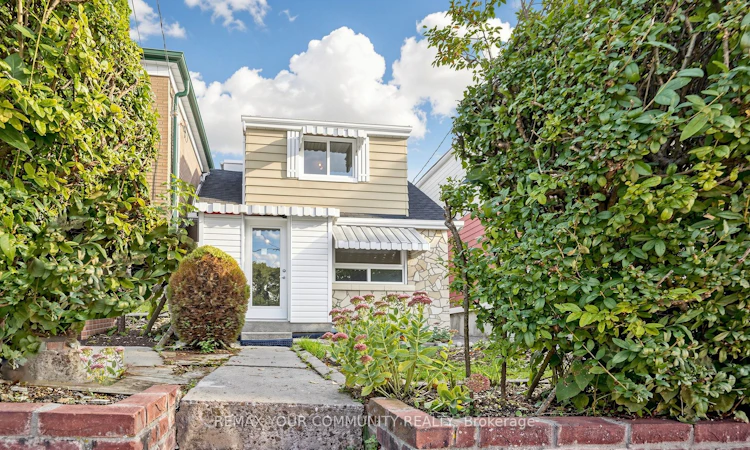 73 Robinson Avenue W