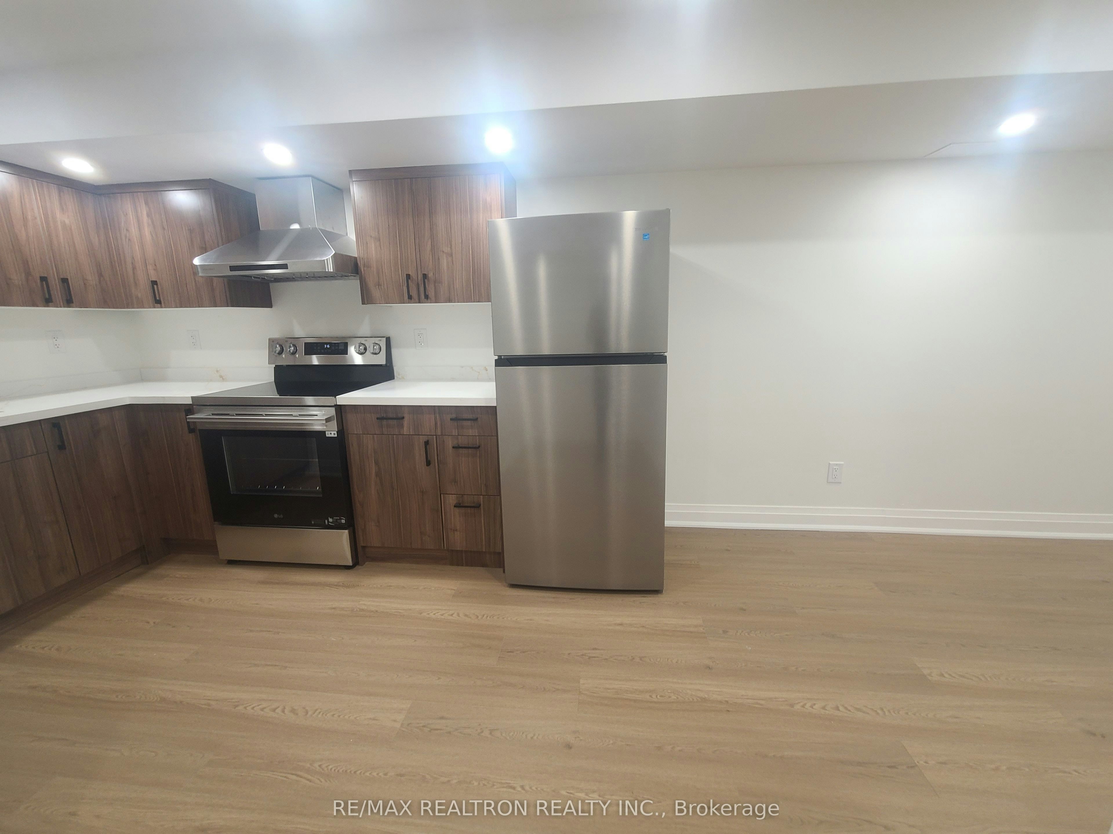 17 Mcginty Avenue, Ajax, ON, L1Z 0J6 - 7