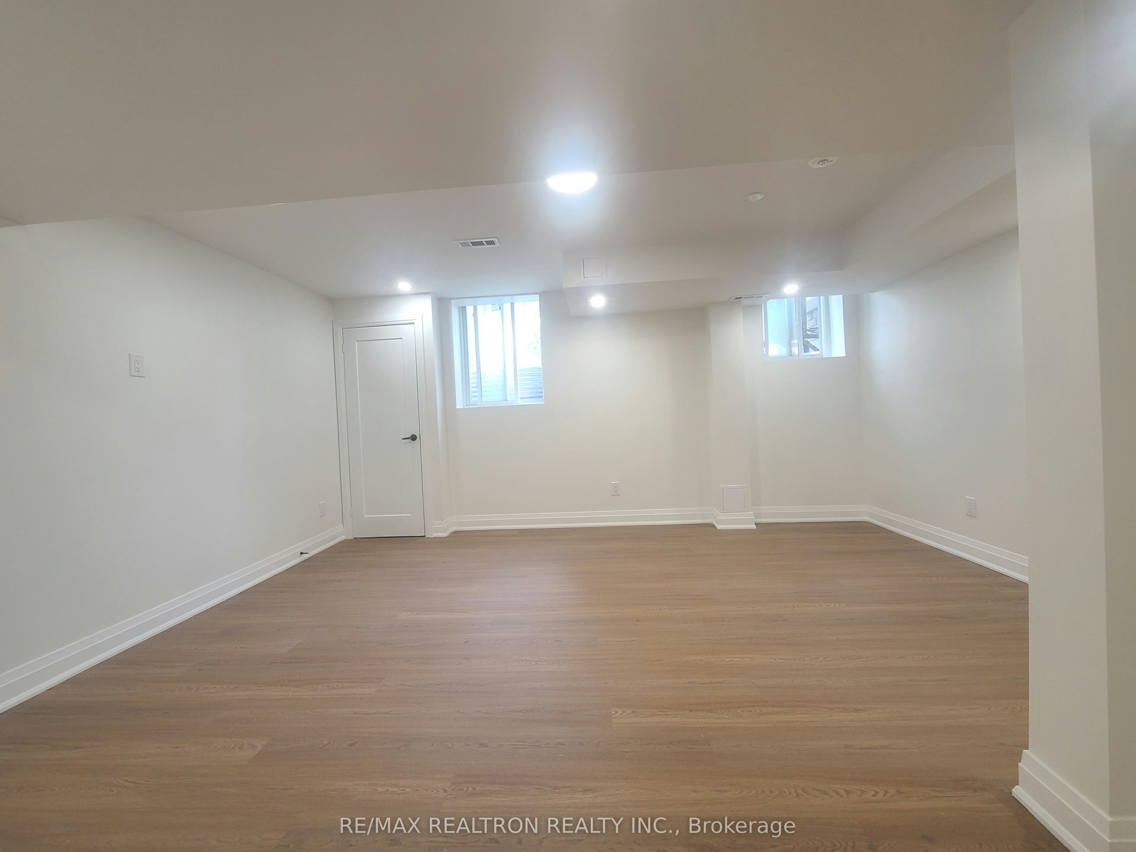 17 Mcginty Avenue, Ajax, ON, L1Z 0J6 - 19