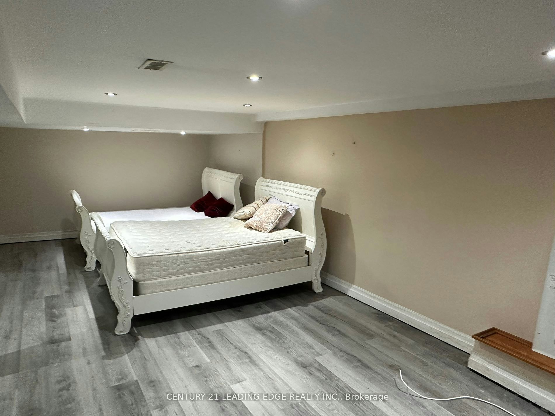 (Bsmt)-24 Barnsley Court, Toronto, ON, M1R 3X5 - 5