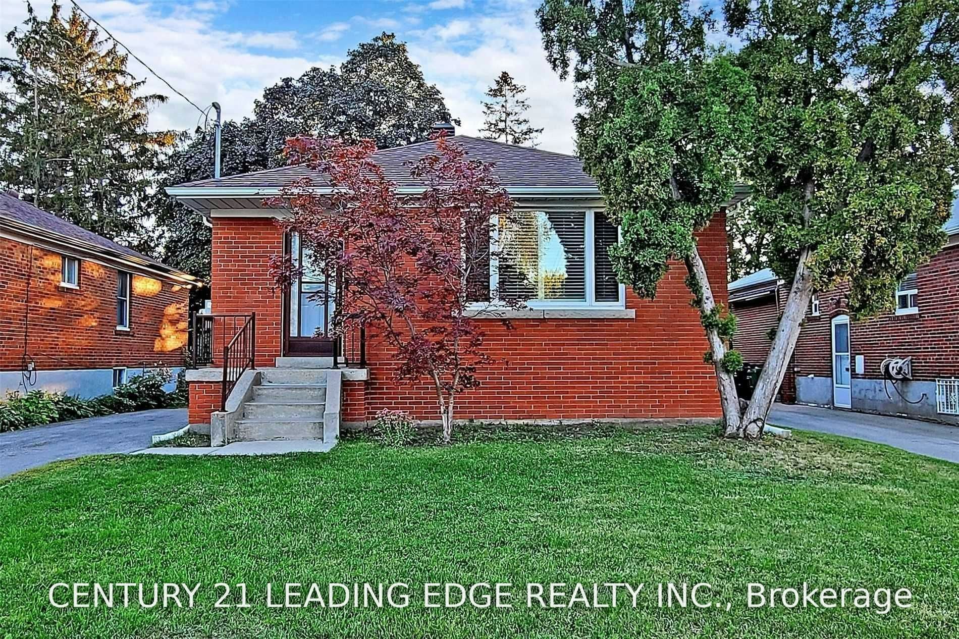 Main-170 Ellington Drive, Toronto, ON, M1R 3Y3