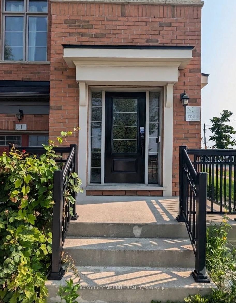 1 Lily Cup Avenue, Toronto, ON, M1L 0H4 - 3