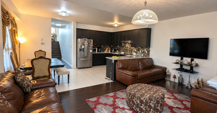 1 Lily Cup Avenue, Toronto, ON, M1L 0H4 - 6
