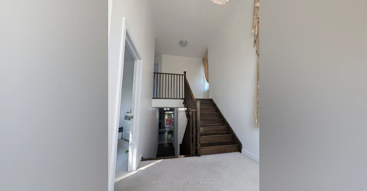 1 Lily Cup Avenue, Toronto, ON, M1L 0H4 - 9