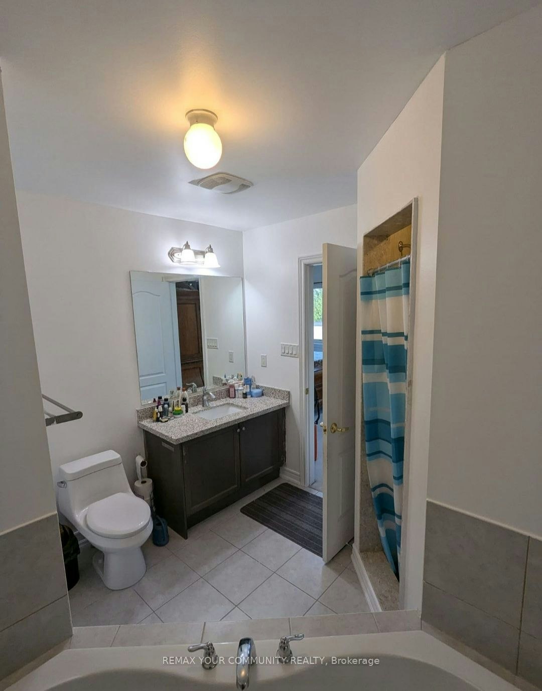 1 Lily Cup Avenue, Toronto, ON, M1L 0H4 - 12