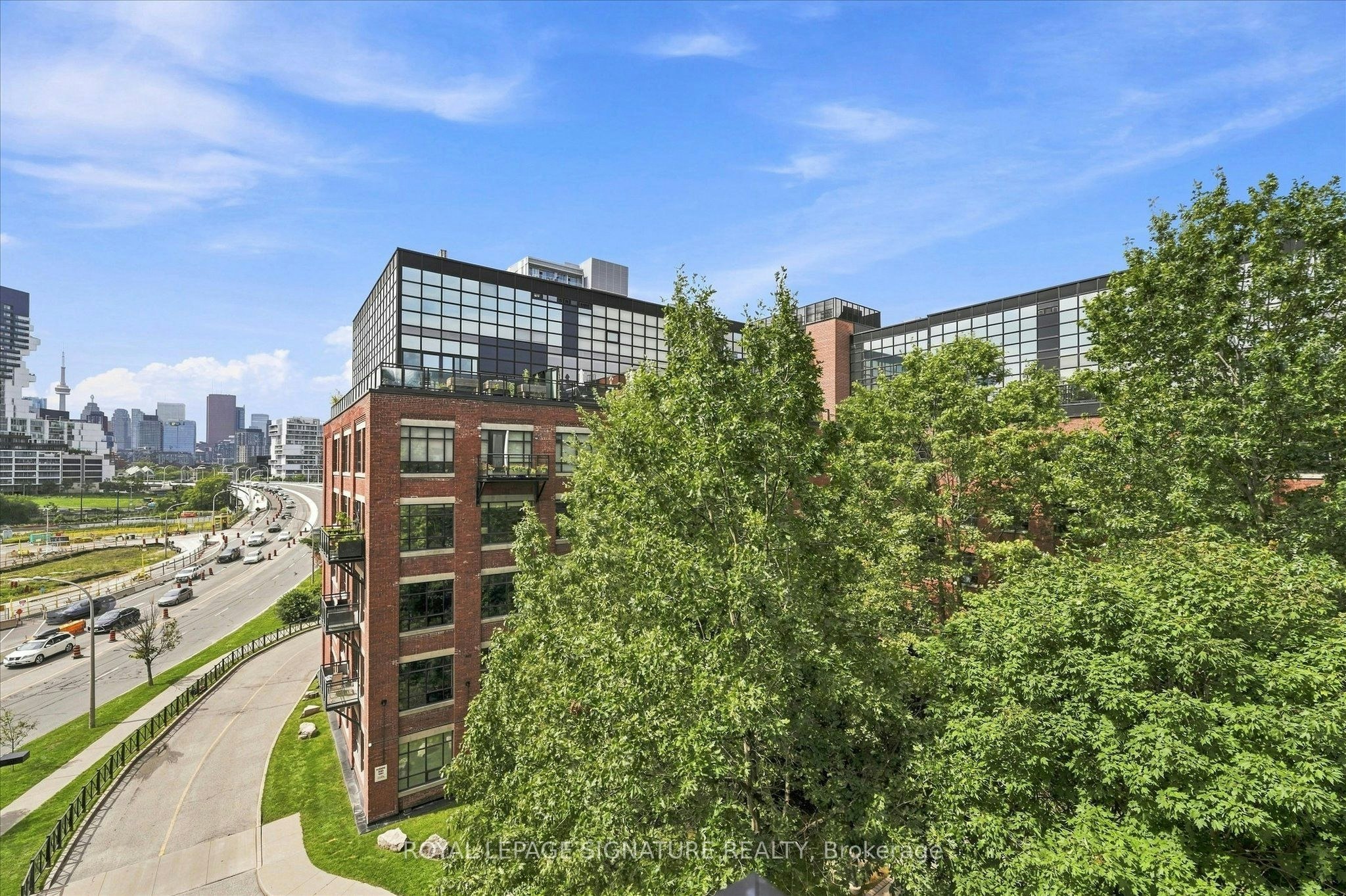 523-68 Broadview Avenue, Toronto, ON, M4M 2E6 - 24