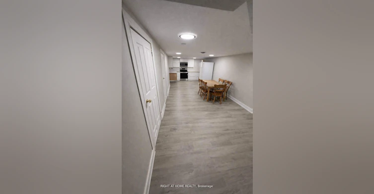 869 Grenoble Boulevard E, Pickering, ON, L1W 1T7 - 5
