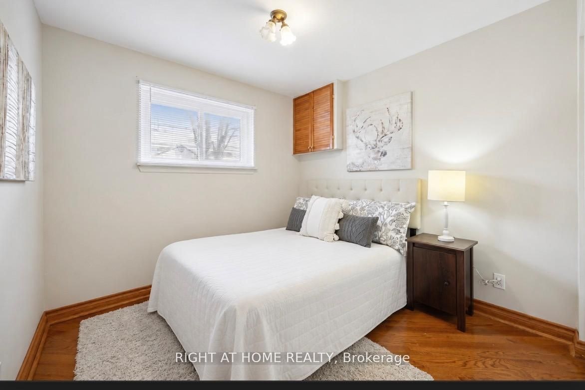 869 Grenoble Boulevard E, Pickering, ON, L1W 1T7 - 8