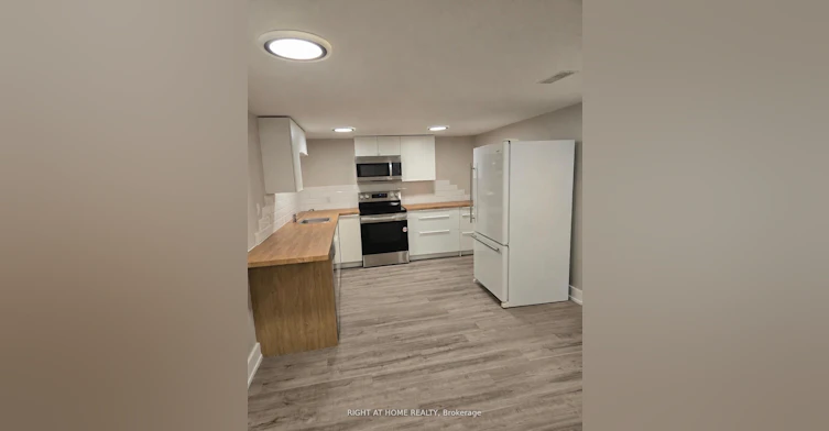 869 Grenoble Boulevard E, Pickering, ON, L1W 1T7 - 6