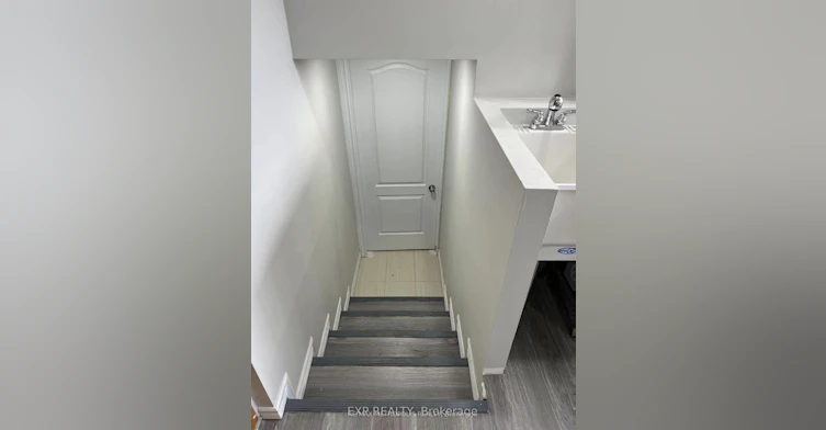 Bsmt-6 Mid Pines Road, Toronto, ON, M1G 2L6 - 9