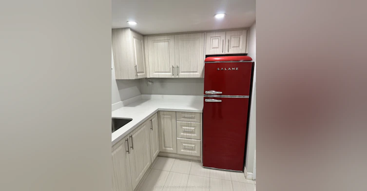Bsmt-6 Mid Pines Road, Toronto, ON, M1G 2L6 - 17