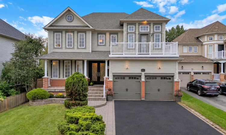 8 Shelter Bay Court