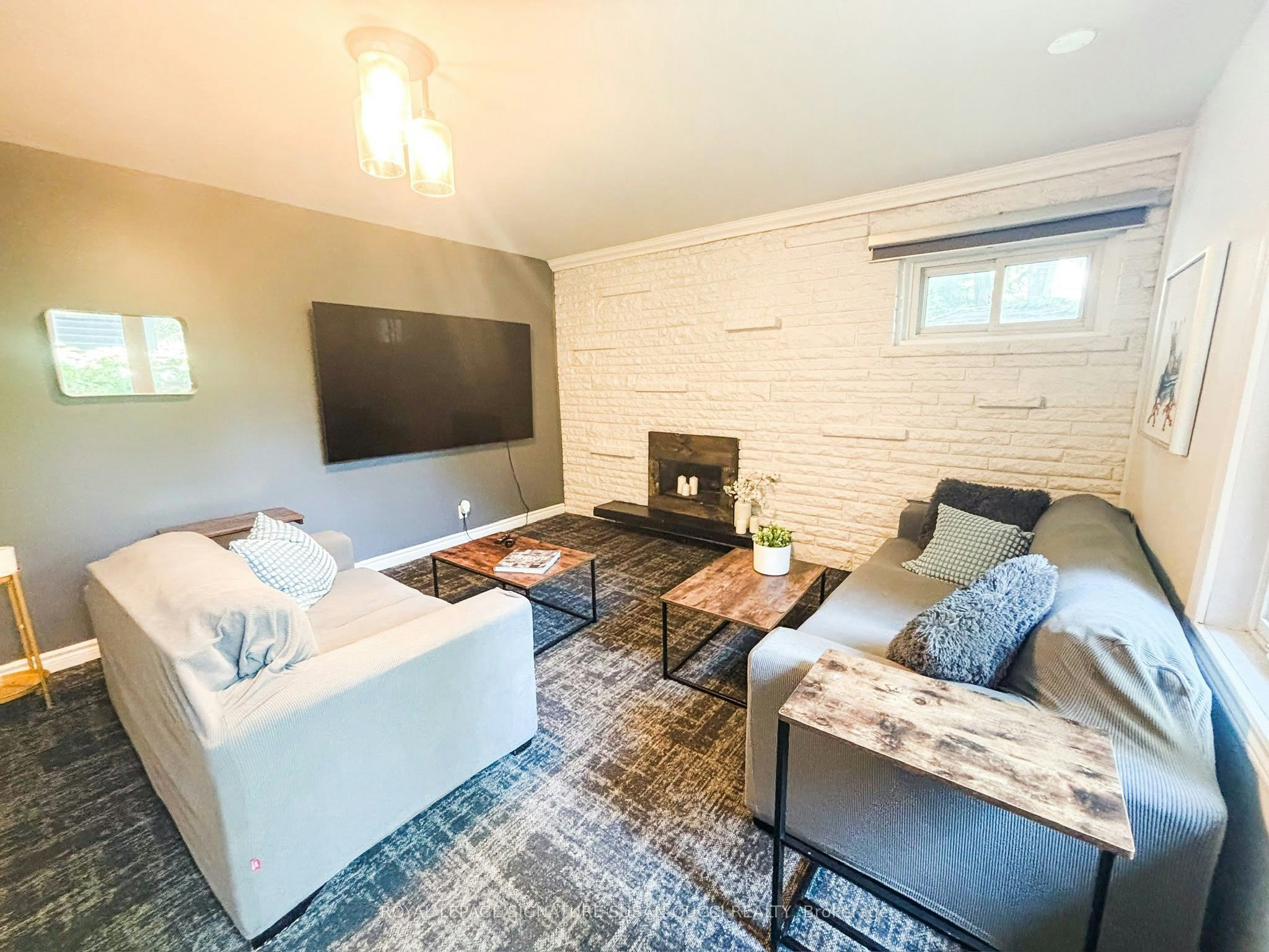 231 Chisholm Avenue, Toronto, ON, M4C 4V9 - 8