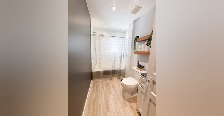 231 Chisholm Avenue, Toronto, ON, M4C 4V9 - 9