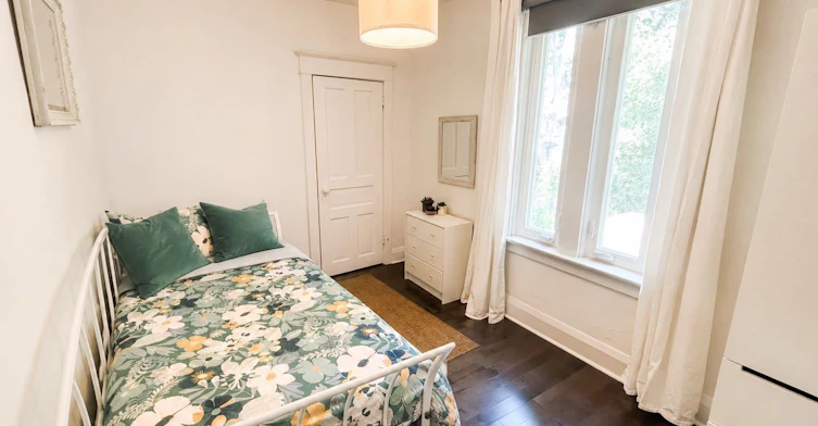231 Chisholm Avenue, Toronto, ON, M4C 4V9 - 11