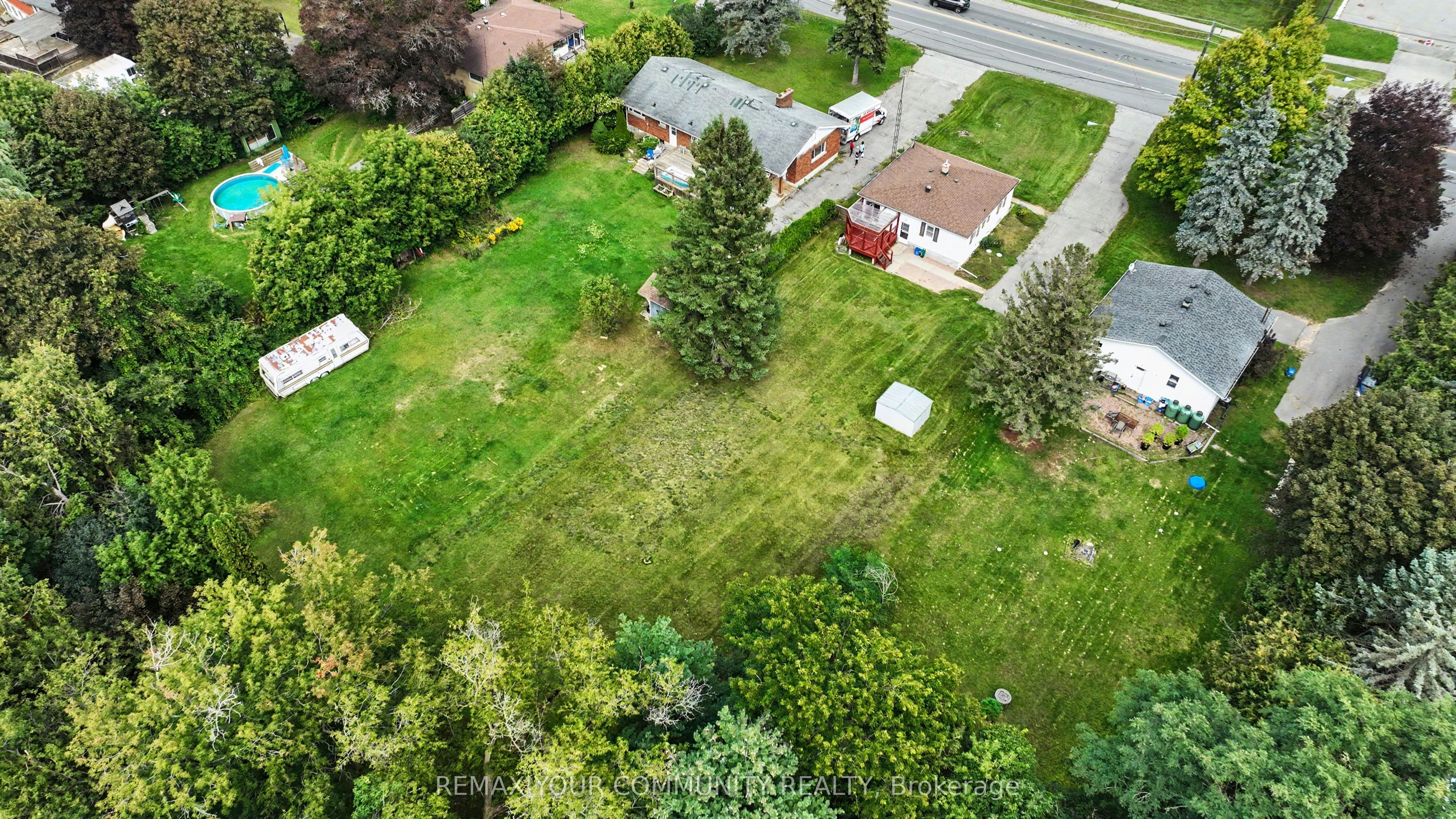 4690 Baldwin Street S, Whitby, ON, L1R 2W4