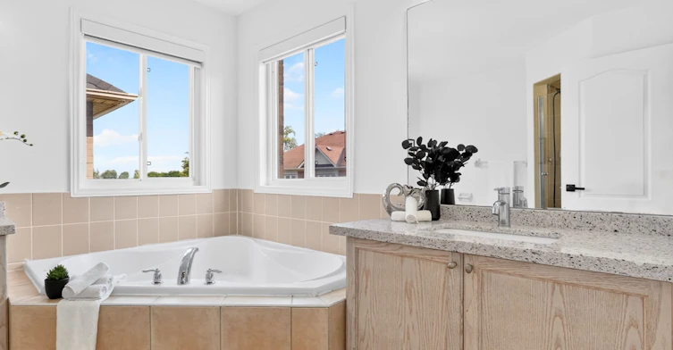 Main Floor-32 Whitlock Crescent, Ajax, ON, L1Z 2B2 - 17