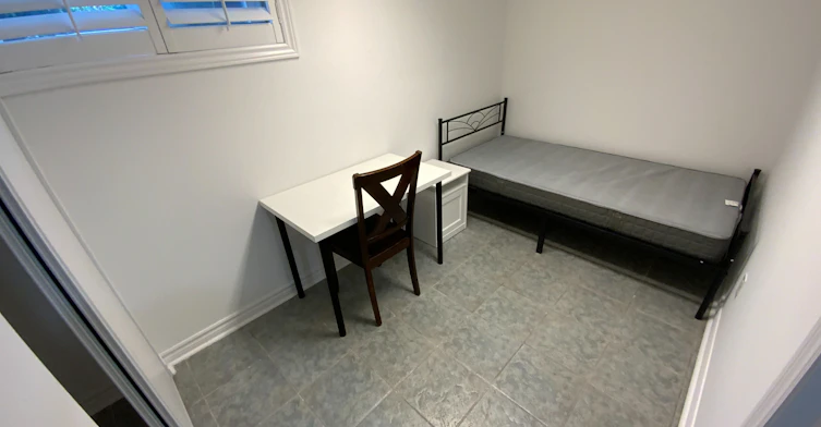 Bsmt Bdrm C-2 Kellyvale Road, Toronto, ON, M1R 3M3 - 11