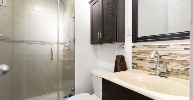 Main-22 Curzon Street E, Toronto, ON, M4M 3B4 - 15