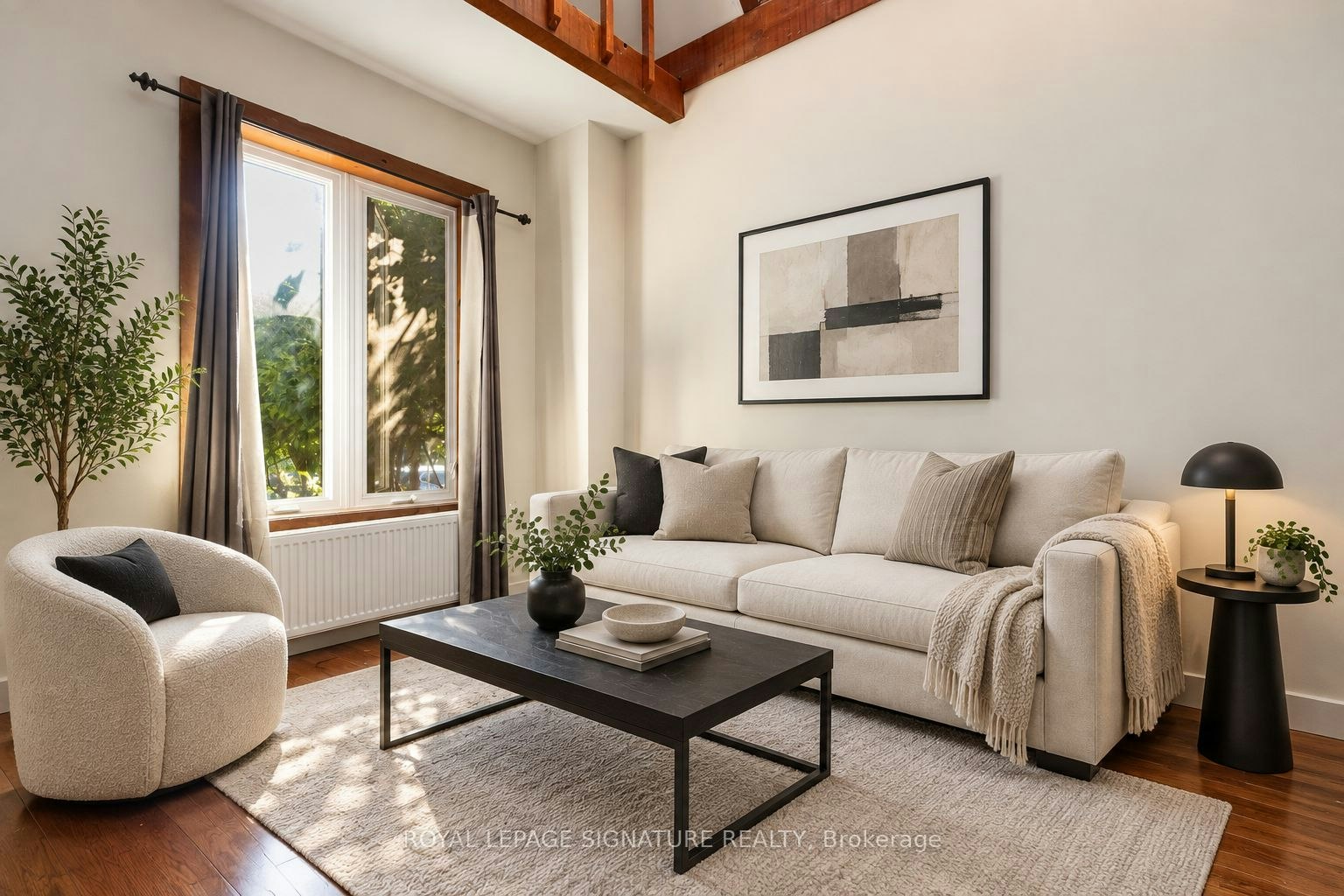 Main-22 Curzon Street E, Toronto, ON, M4M 3B4 - 4