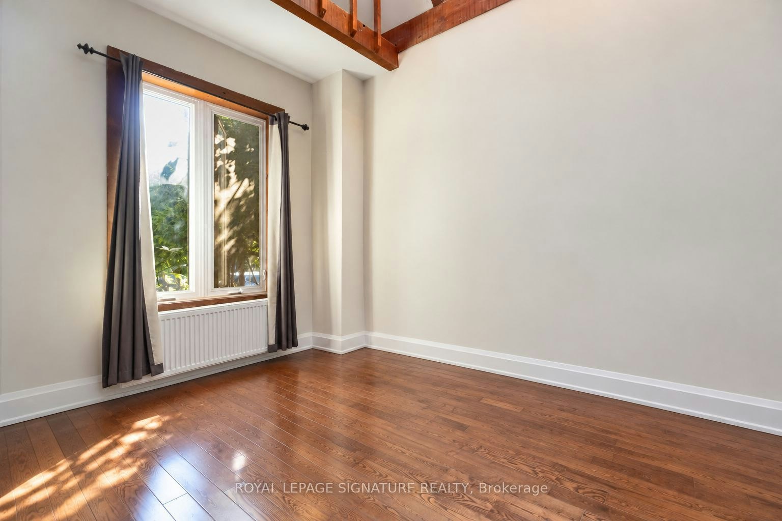 Main-22 Curzon Street E, Toronto, ON, M4M 3B4 - 10