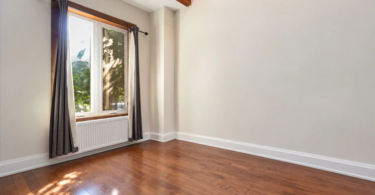 Main-22 Curzon Street E, Toronto, ON, M4M 3B4 - 10