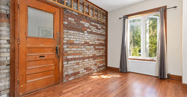 Main-22 Curzon Street E, Toronto, ON, M4M 3B4 - 8