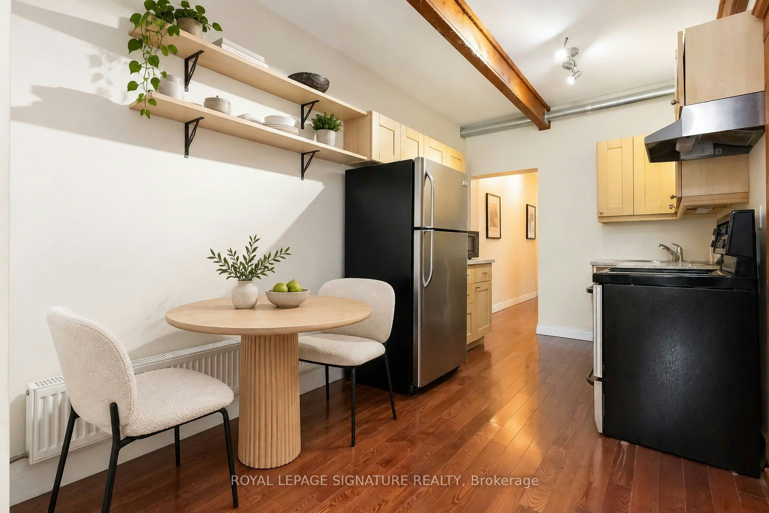 Main-22 Curzon Street E, Toronto, ON, M4M 3B4 - 5