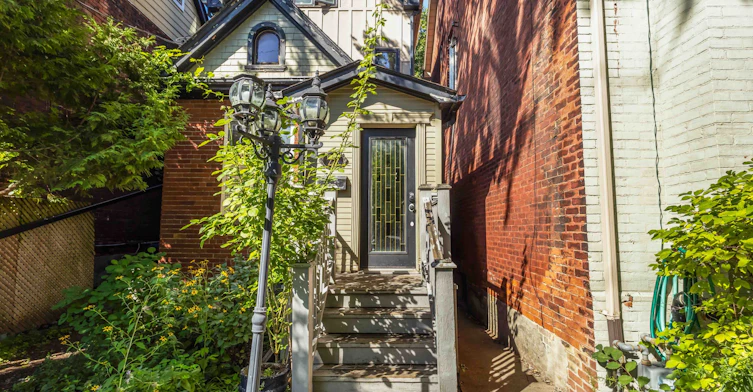Main-22 Curzon Street E, Toronto, ON, M4M 3B4 - 2