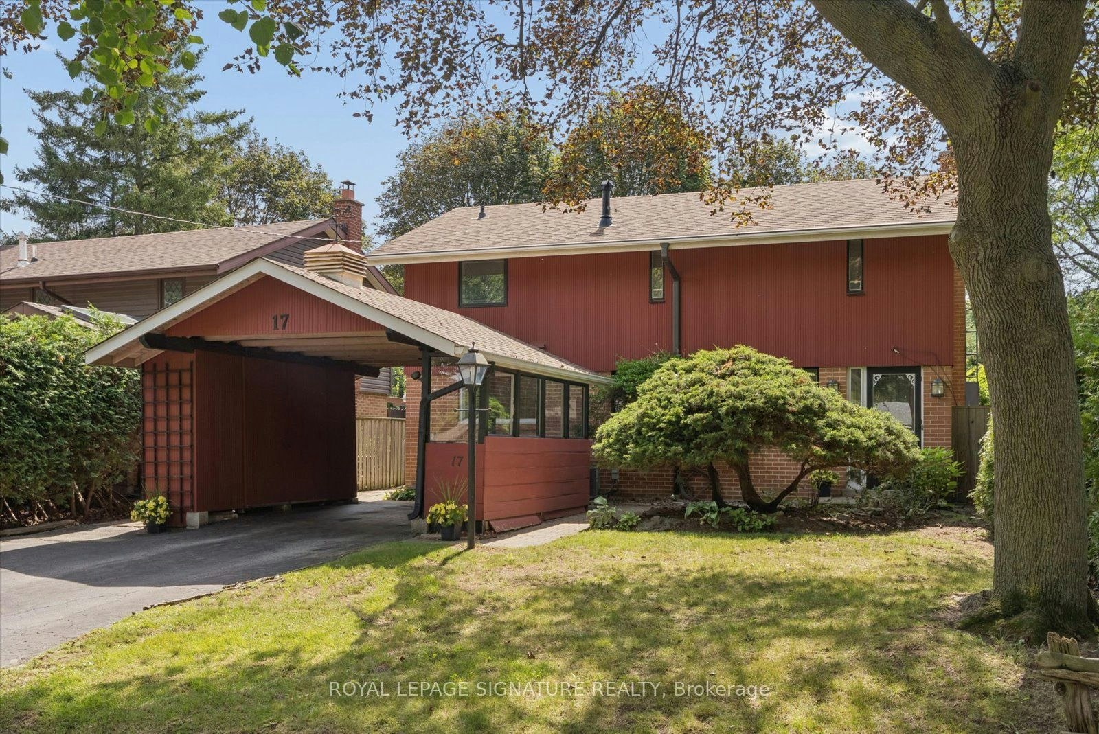17 Lesterwood Crescent, Toronto, ON, M1P 3L5