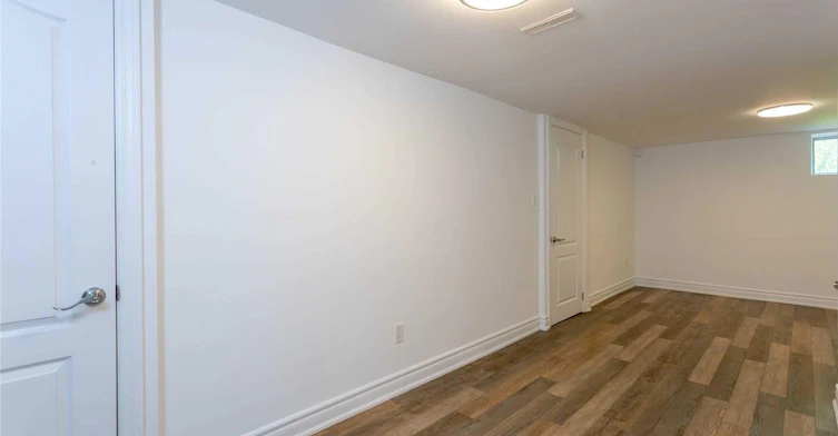 56 Courton Drive, Toronto, ON, M1R 1K8 - 4