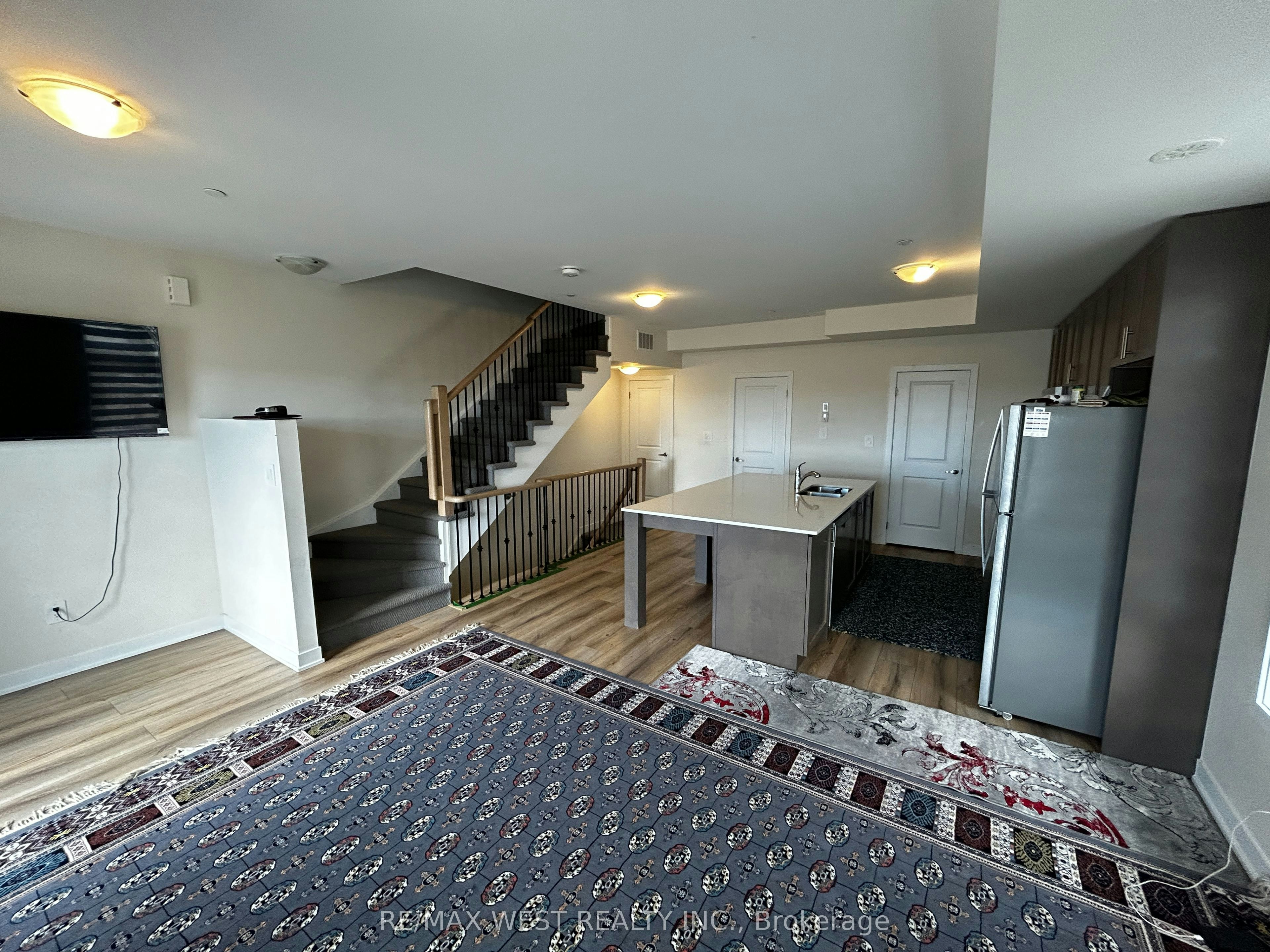 216-755 Omega Drive, Pickering, ON, L1V 0H1 - 5