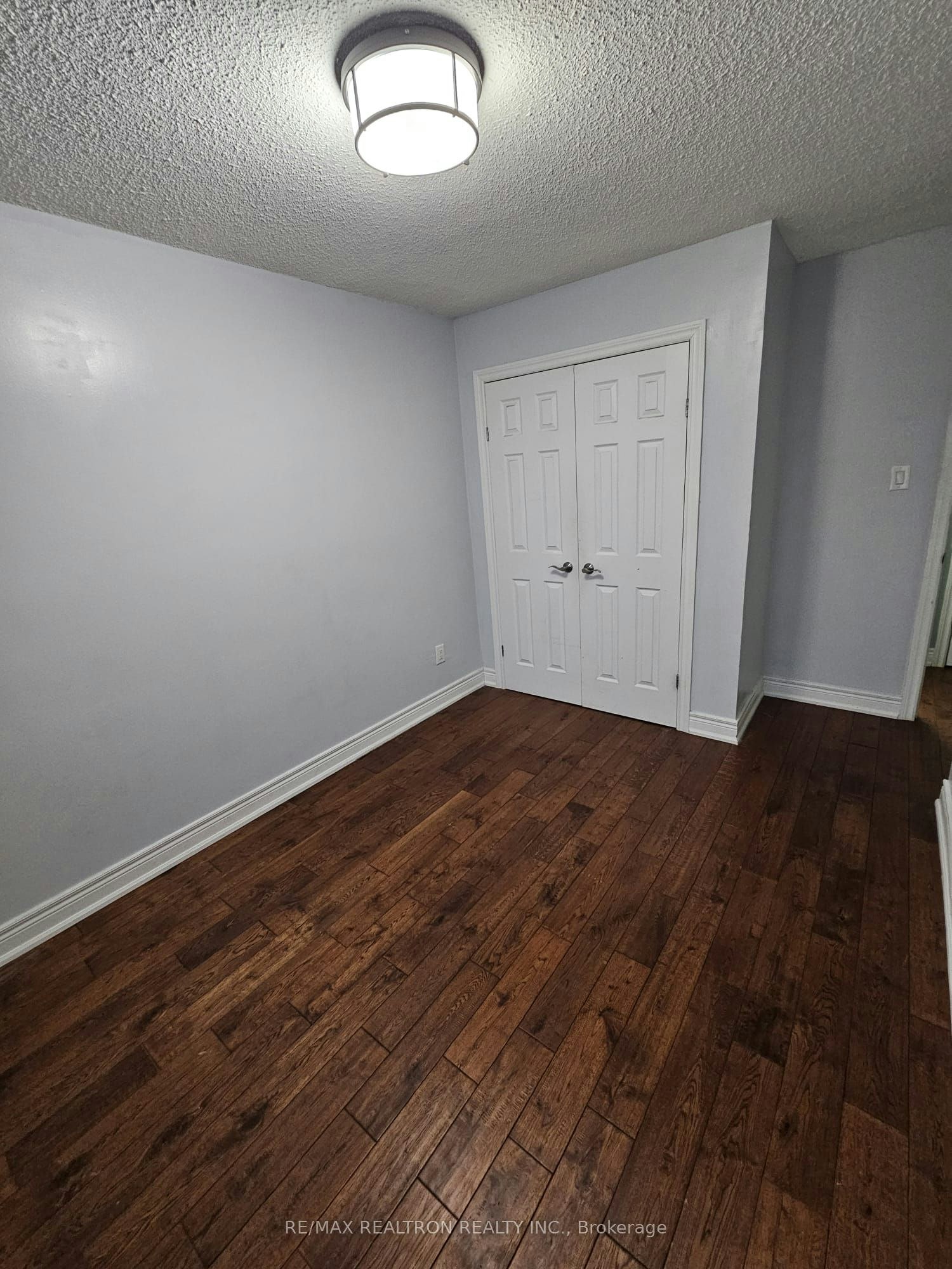 3-Upper Level-2606 Midland Avenue, Toronto, ON, M1S 1R5 - 11