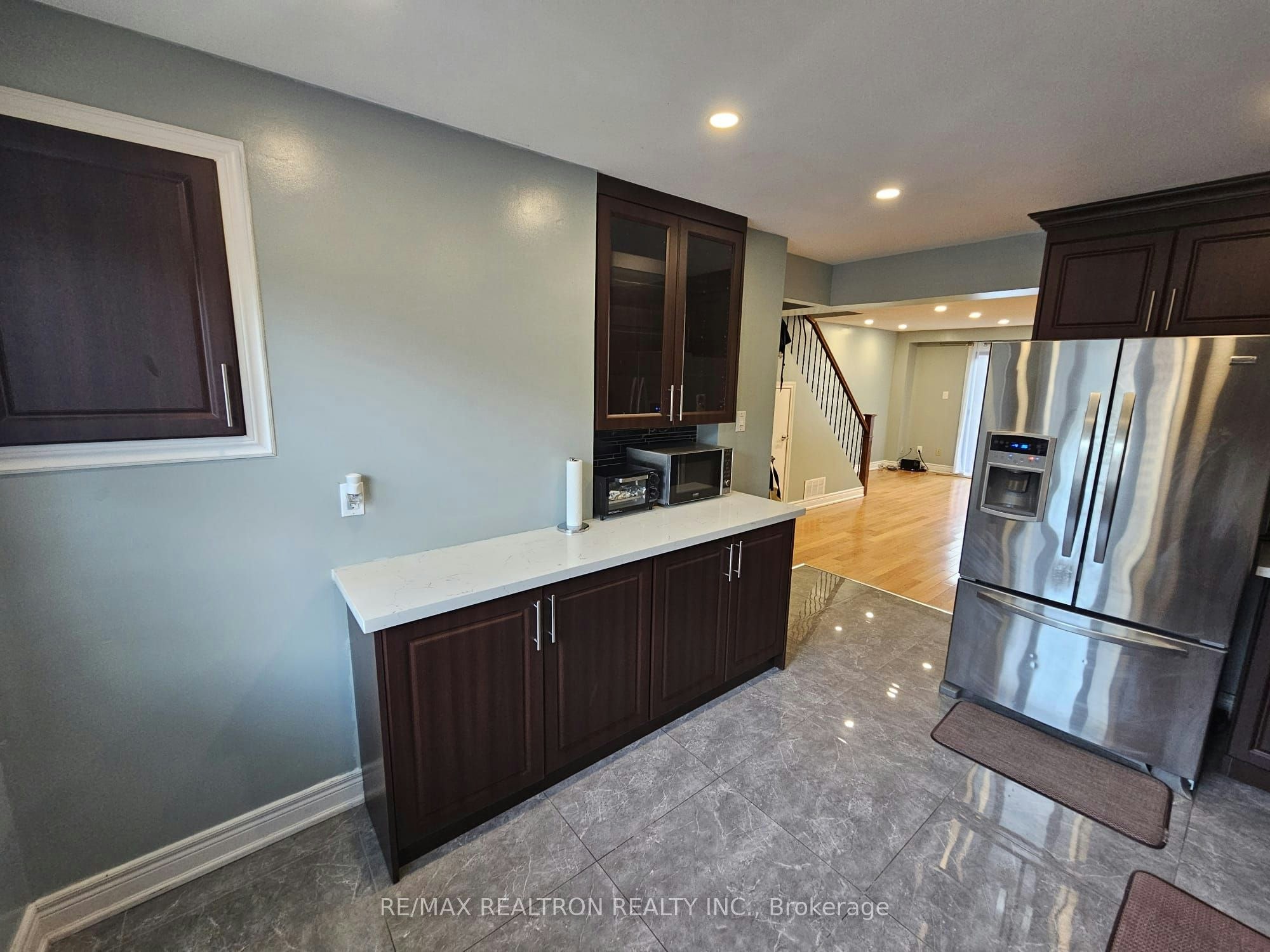 3-Upper Level-2606 Midland Avenue, Toronto, ON, M1S 1R5 - 4
