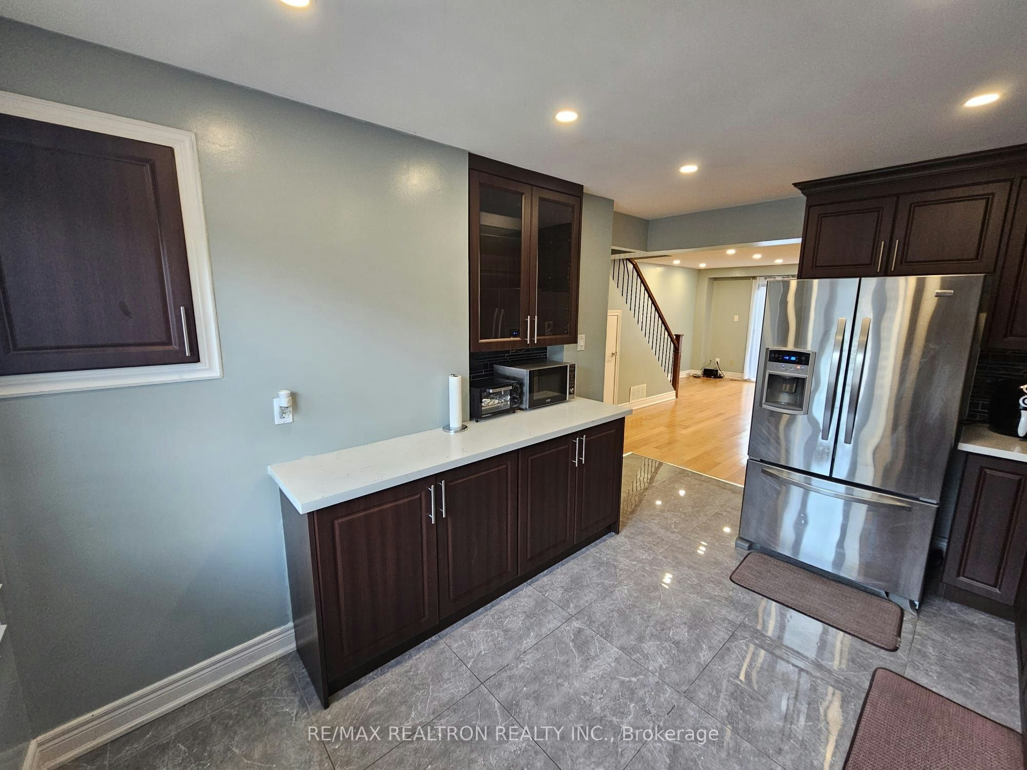 3-Upper Level-2606 Midland Avenue, Toronto, ON, M1S 1R5 - 18
