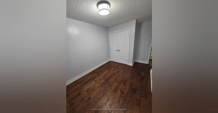 3-Upper Level-2606 Midland Avenue, Toronto, ON, M1S 1R5 - 9