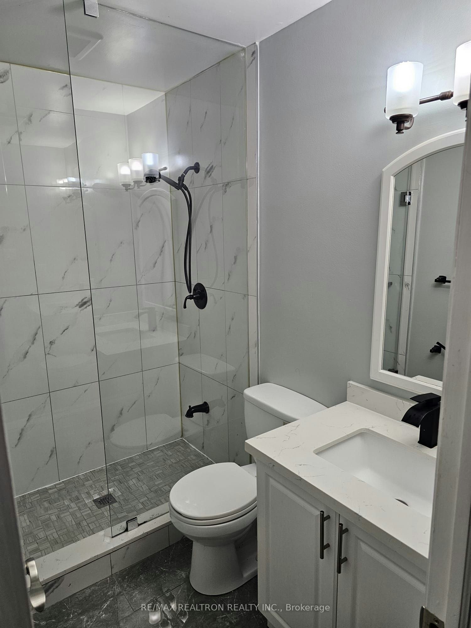 3-Upper Level-2606 Midland Avenue, Toronto, ON, M1S 1R5 - 19