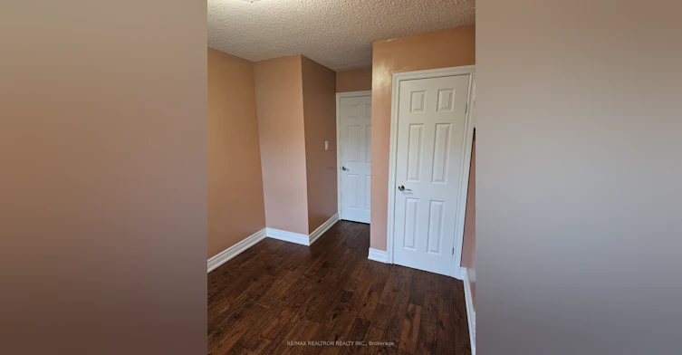 3-Upper Level-2606 Midland Avenue, Toronto, ON, M1S 1R5 - 10
