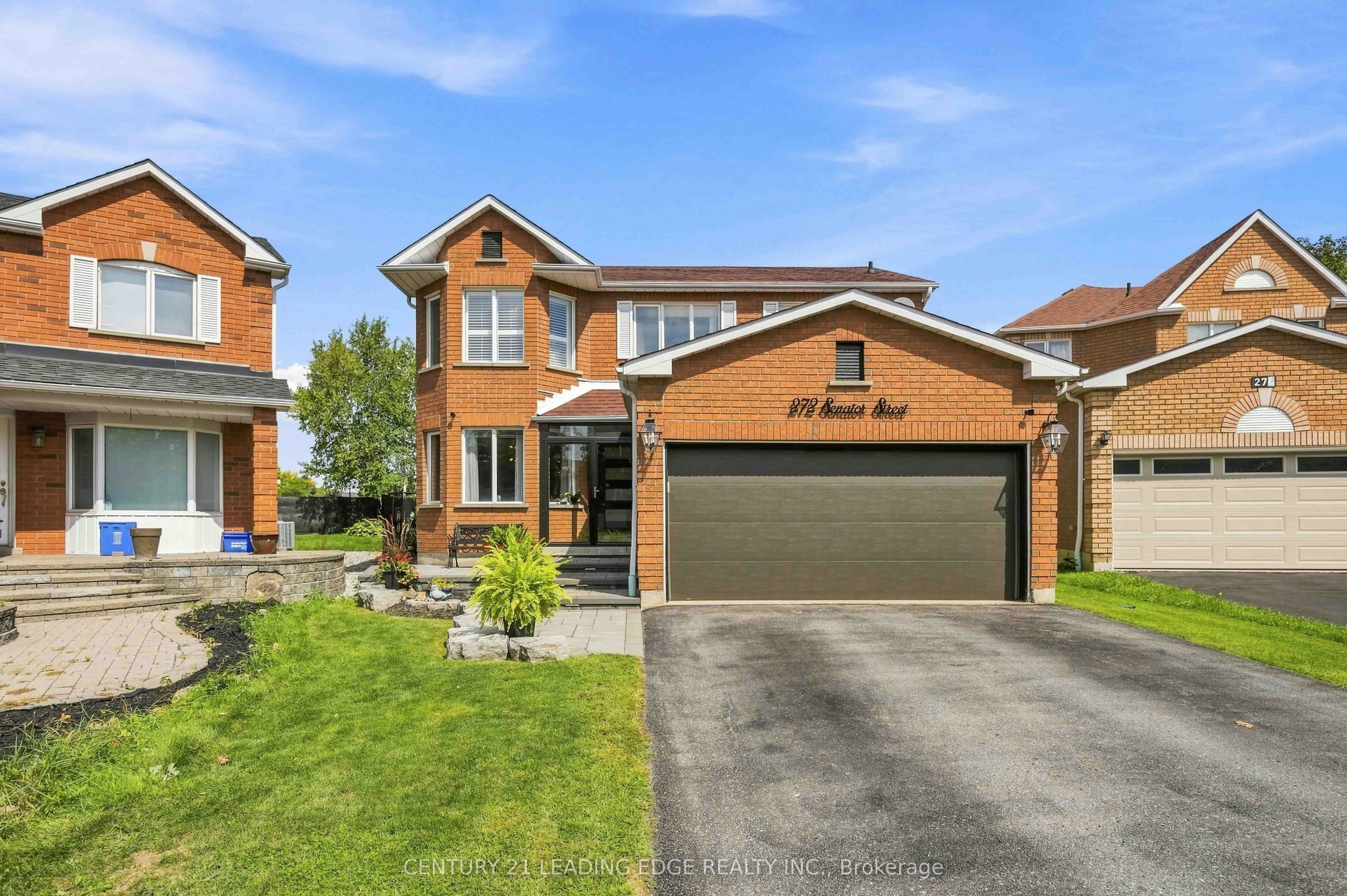 272 Senator Street, Pickering, ON, L1V 6N1
