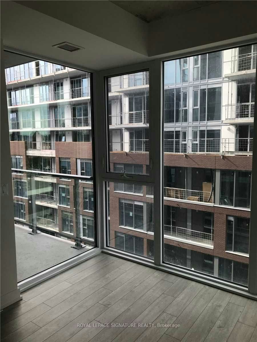 725-15 Baseball Place, Toronto, ON, M4M 0E6 - 2