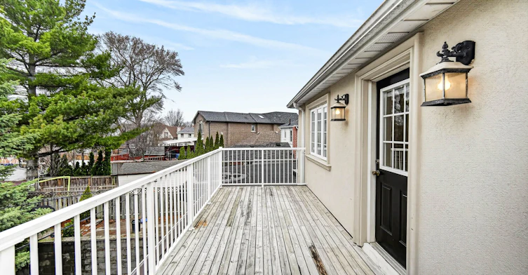 A3-454 Donlands Avenue, Toronto, ON, M4J 3S5