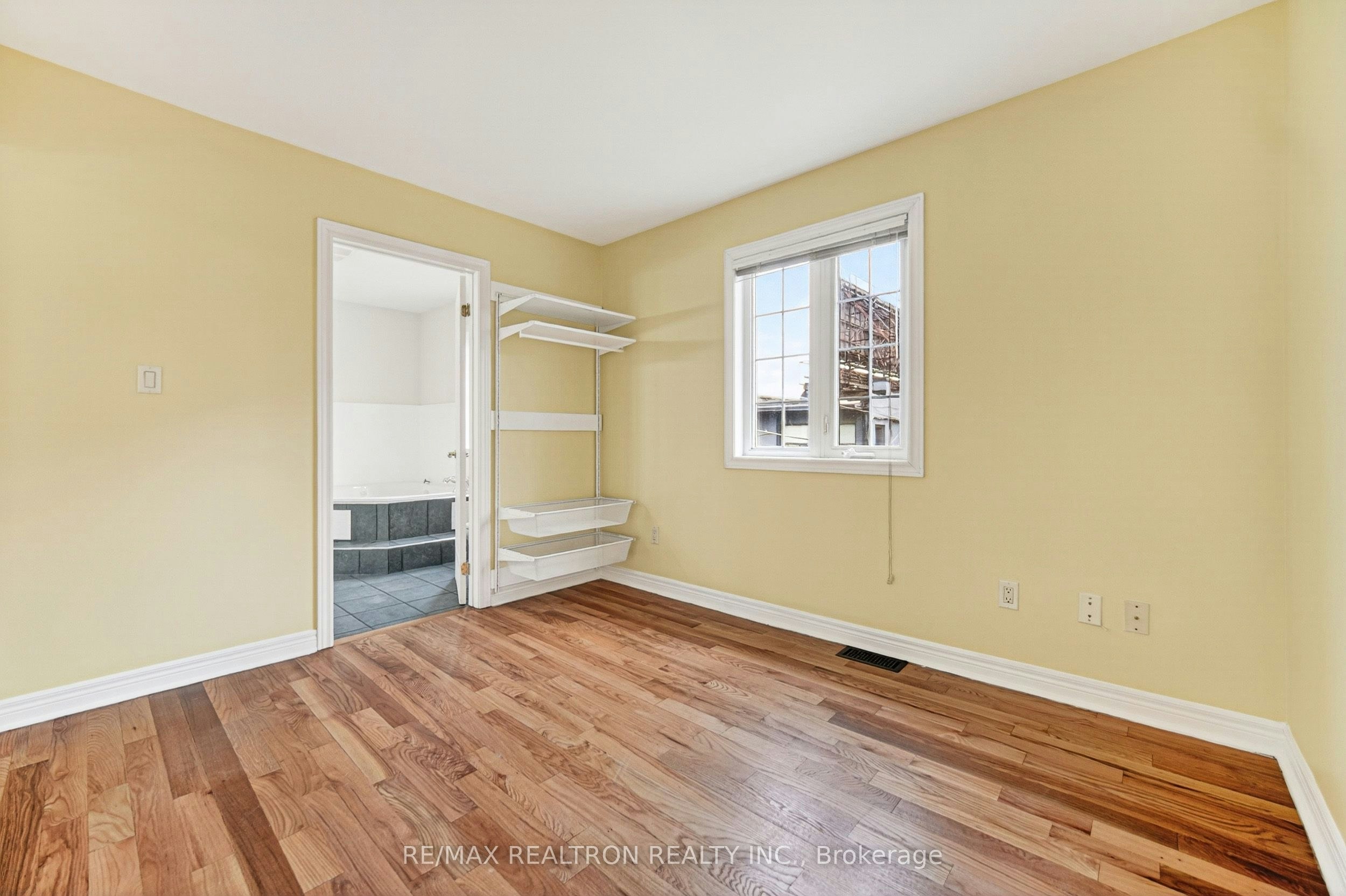 A3-454 Donlands Avenue, Toronto, ON, M4J 3S5 - 22