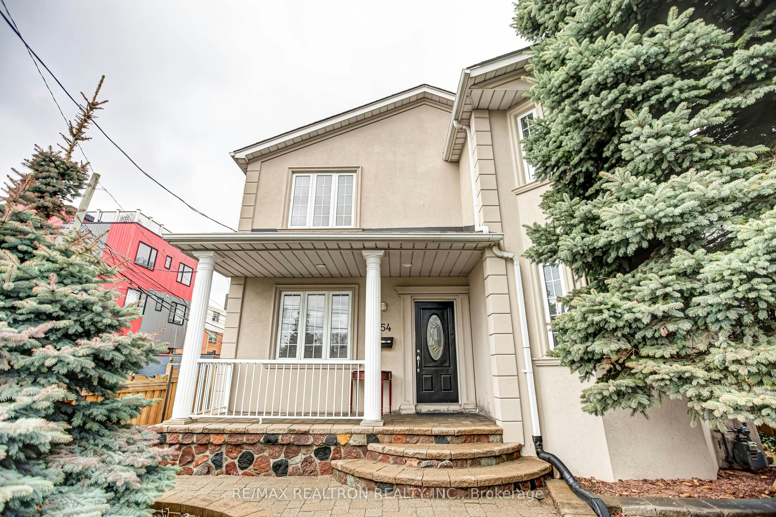 A2-454 Donlands Avenue, Toronto, ON, M4J 3S5 - 2