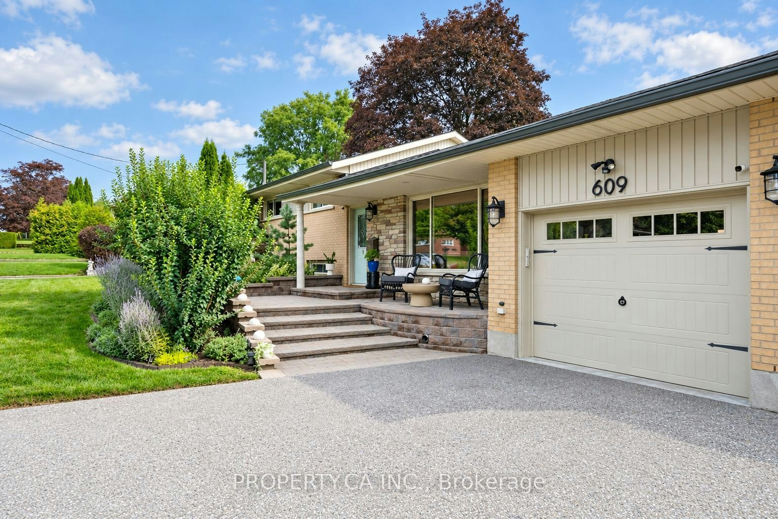 609 Annapolis Avenue, Oshawa, ON, L1J 2Y9