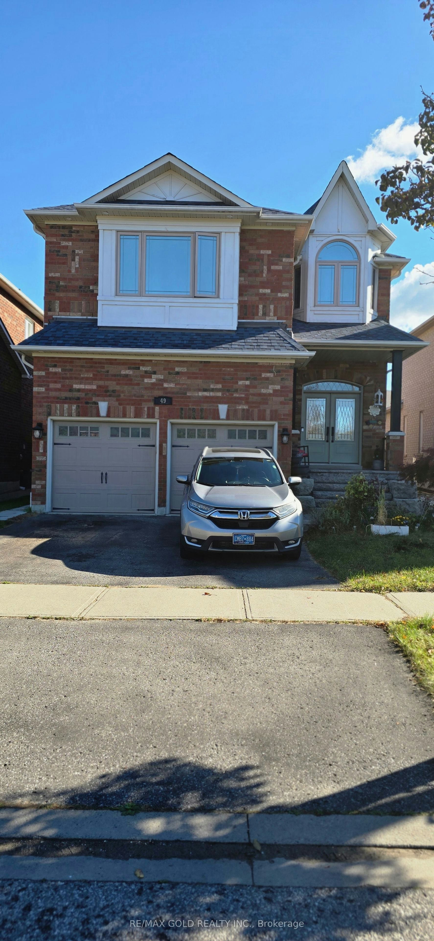 49 Norista Street, Whitby, ON, L1R 3R4