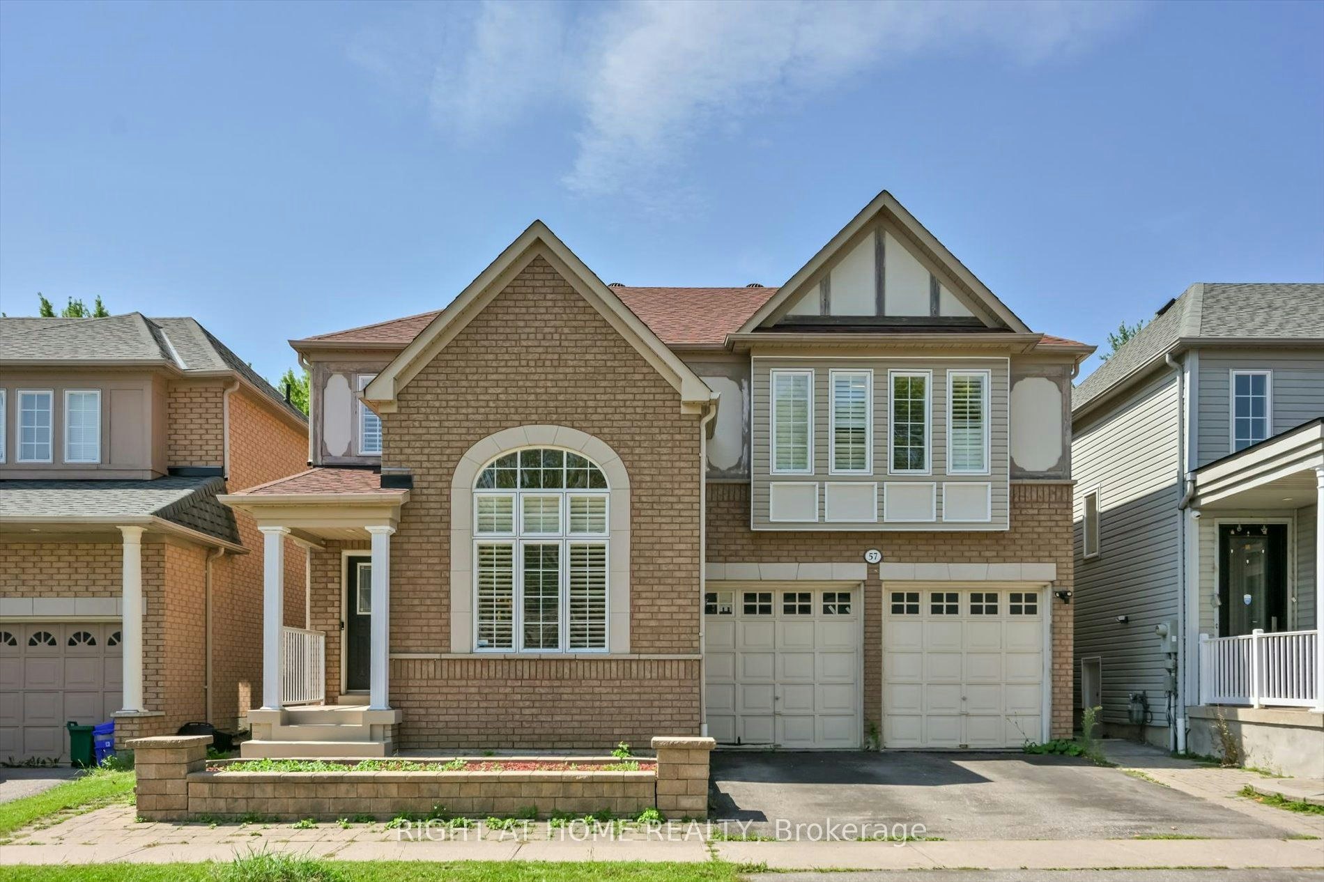 57 Hopkinson Crescent, Ajax, ON, L1T 4G4