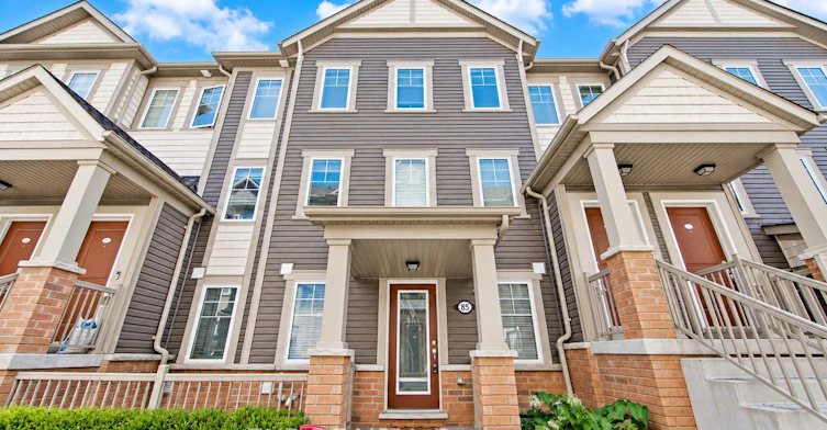 85-2500 Hill Rise Court N, Oshawa, ON, L1L 0M6