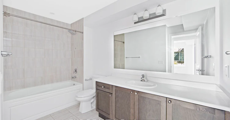 85-2500 Hill Rise Court N, Oshawa, ON, L1L 0M6 - 21