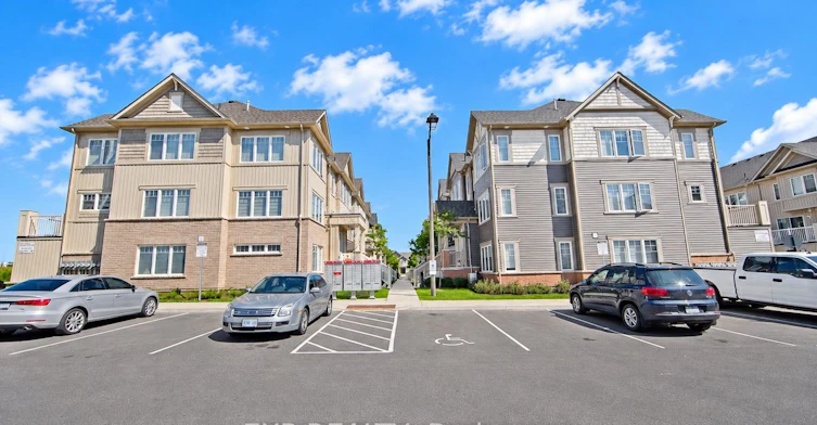 85-2500 Hill Rise Court N, Oshawa, ON, L1L 0M6 - 32