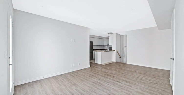 85-2500 Hill Rise Court N, Oshawa, ON, L1L 0M6 - 11